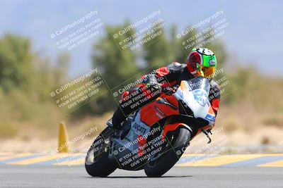 media/Apr-09-2023-SoCal Trackdays (Sun) [[333f347954]]/Turn 7 (1135am)/